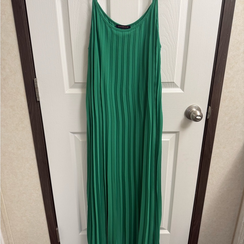 Skies Are Blue Vibrant Green Maxi Dress